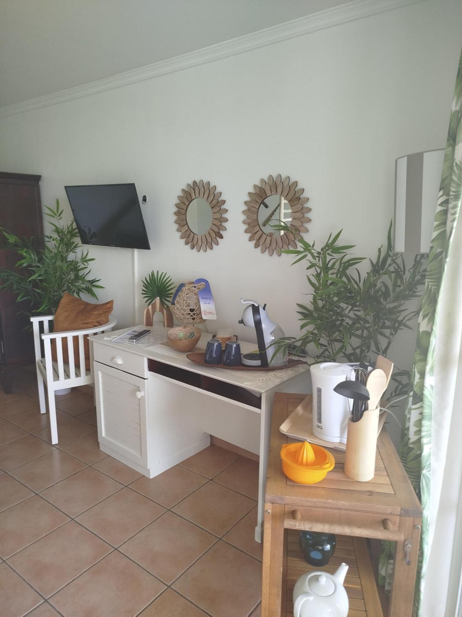 Bambou Suite Vue Mer A 50 M De La Plage Et De La Piscine Сент-Люс Экстерьер фото